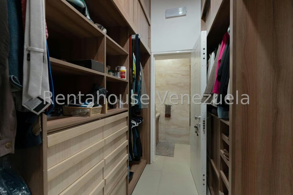 Casa (Duplex) en Venta en Santa Fe Norte, Distrito Metropolitano - 75