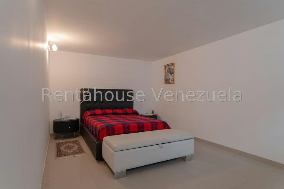 Casa (Duplex) en Venta en Santa Fe Norte, Distrito Metropolitano - 76