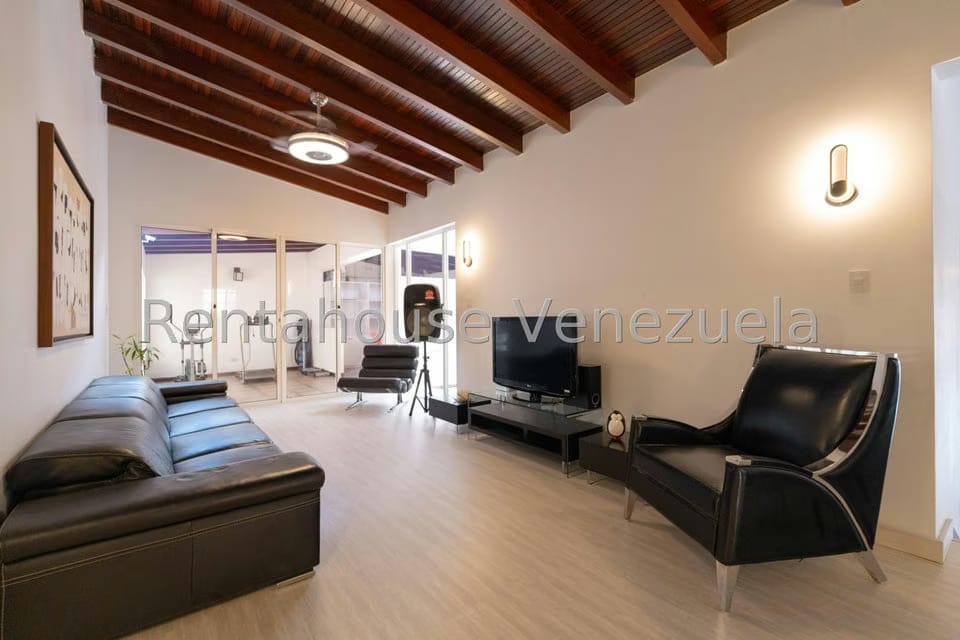 Casa (Duplex) en Venta en Santa Fe Norte, Distrito Metropolitano - 9