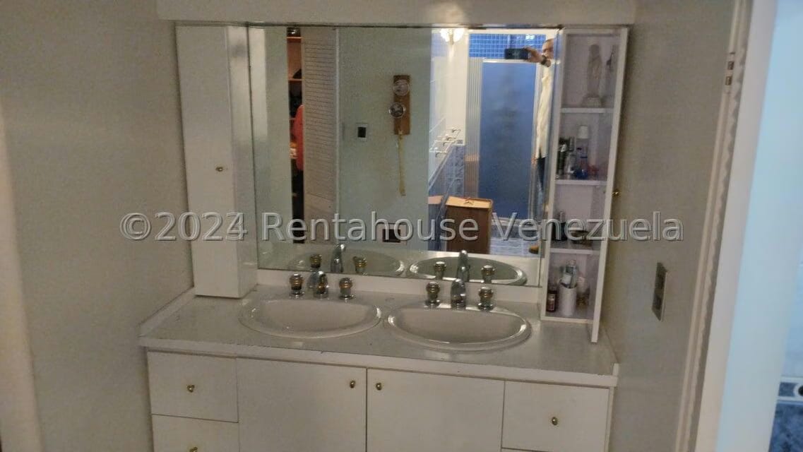 Apartamento (1 Nivel) en Venta en El Hatillo, Distrito Metropolitano - 50