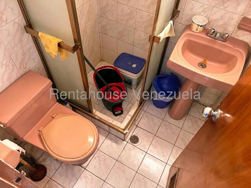Apartamento (1 Nivel) en Venta en Los Dos Caminos, Distrito Metropolitano - 14
