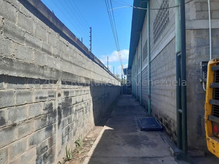 Comercial (Galpon - Deposito) en Alquiler en La N, Zulia - 12