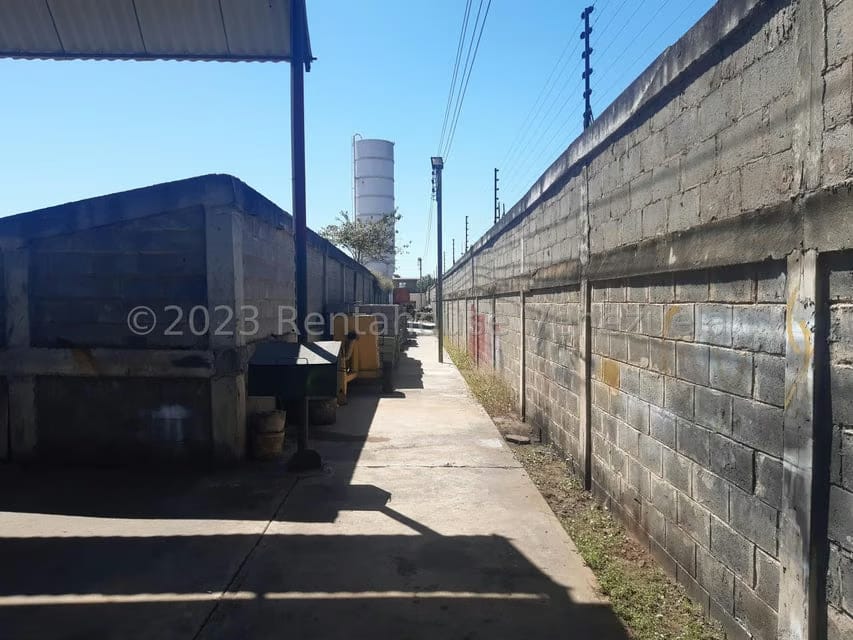 Comercial (Galpon - Deposito) en Alquiler en La N, Zulia - 13