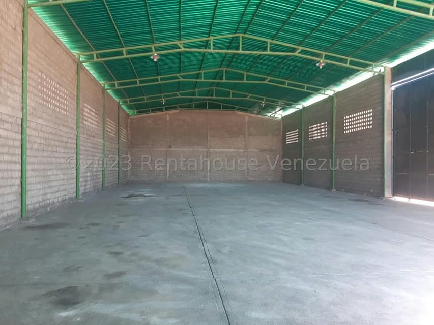 Comercial (Galpon - Deposito) en Alquiler en La N, Zulia - 10