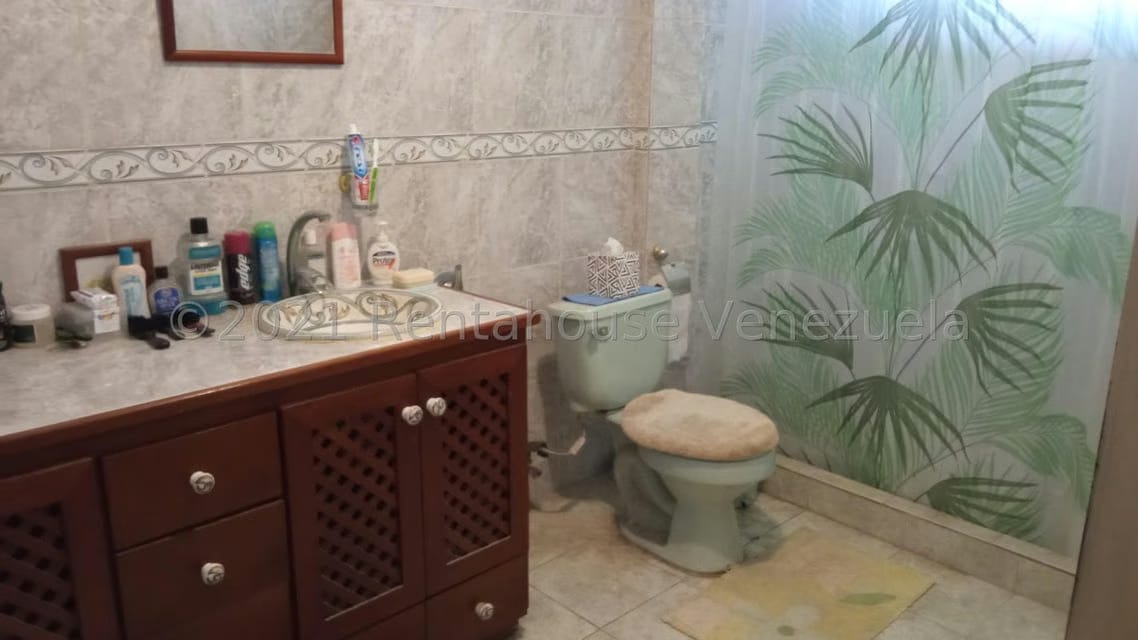 Casa (Duplex) en Venta en Oripoto, Distrito Metropolitano - 12