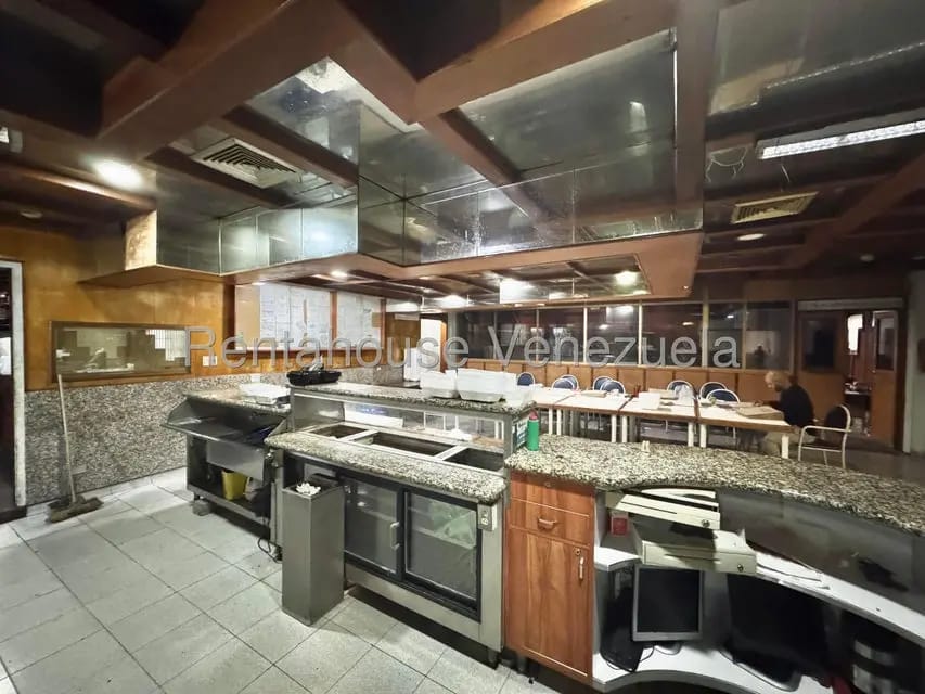 Comercial (Local Comercial) en Alquiler en Parque Central, Distrito Metropolitano - 15