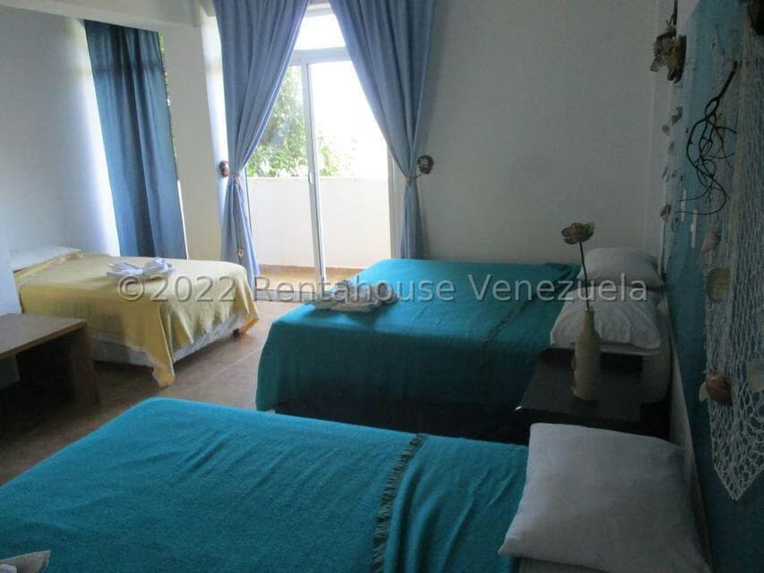 Negocios y Empresas (Hotel) en Venta en Playa El Agua, Nueva Esparta - 2