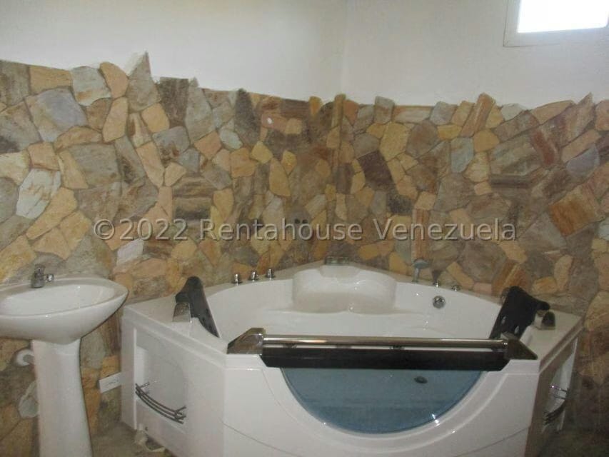 Negocios y Empresas (Hotel) en Venta en Playa El Agua, Nueva Esparta - 6