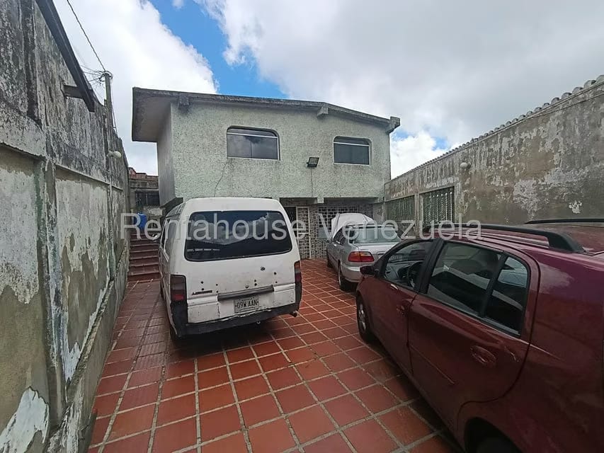 Casa (Multipes Niveles) en Venta en Luis Hurtado, Vargas