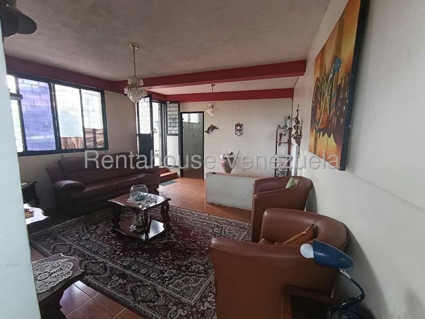 Casa (Multipes Niveles) en Venta en Luis Hurtado, Vargas - 2
