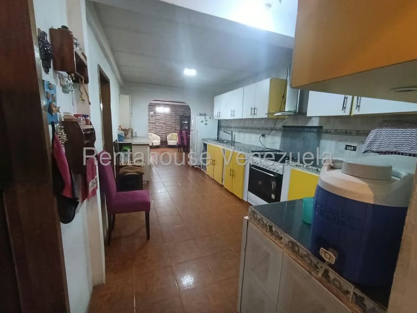 Casa (Multipes Niveles) en Venta en Luis Hurtado, Vargas - 12