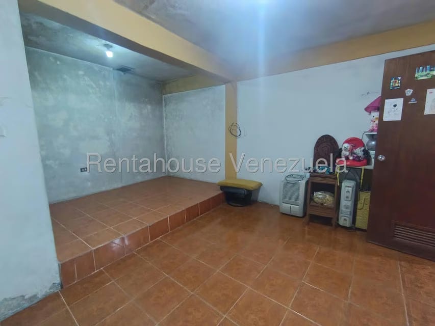 Casa (Multipes Niveles) en Venta en Luis Hurtado, Vargas - 16