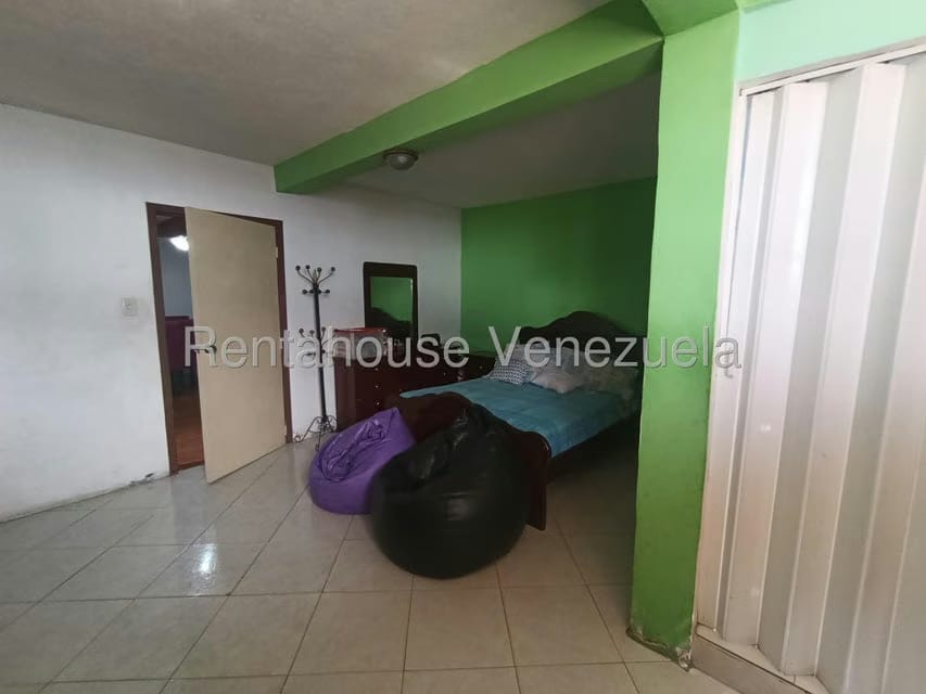 Casa (Multipes Niveles) en Venta en Luis Hurtado, Vargas - 24