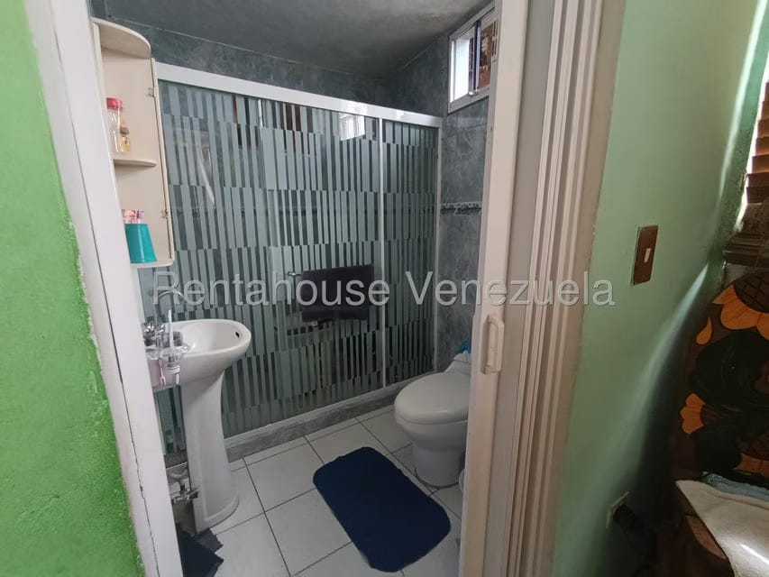 Casa (Multipes Niveles) en Venta en Luis Hurtado, Vargas - 25