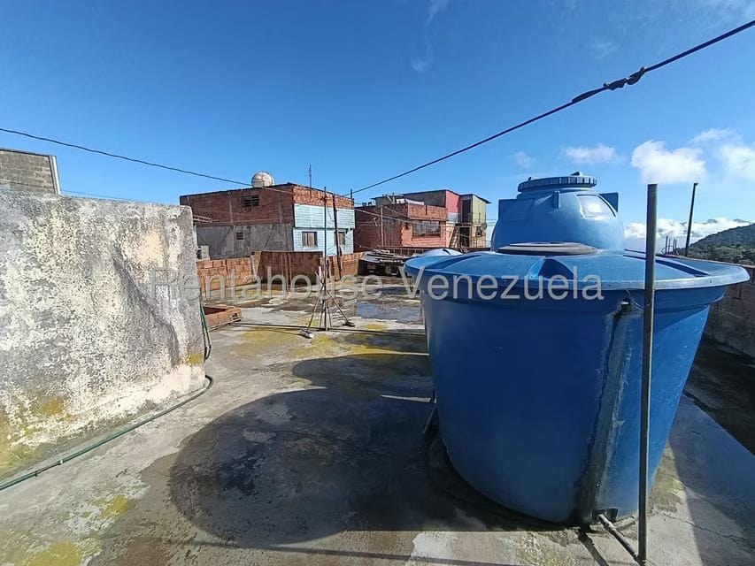 Casa (Multipes Niveles) en Venta en Luis Hurtado, Vargas - 34