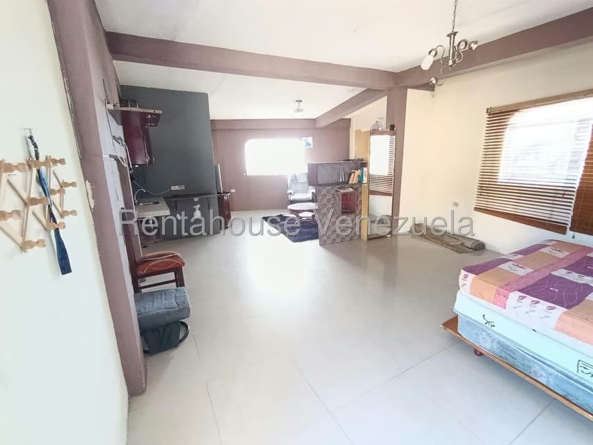 Casa (Multipes Niveles) en Venta en Luis Hurtado, Vargas - 35