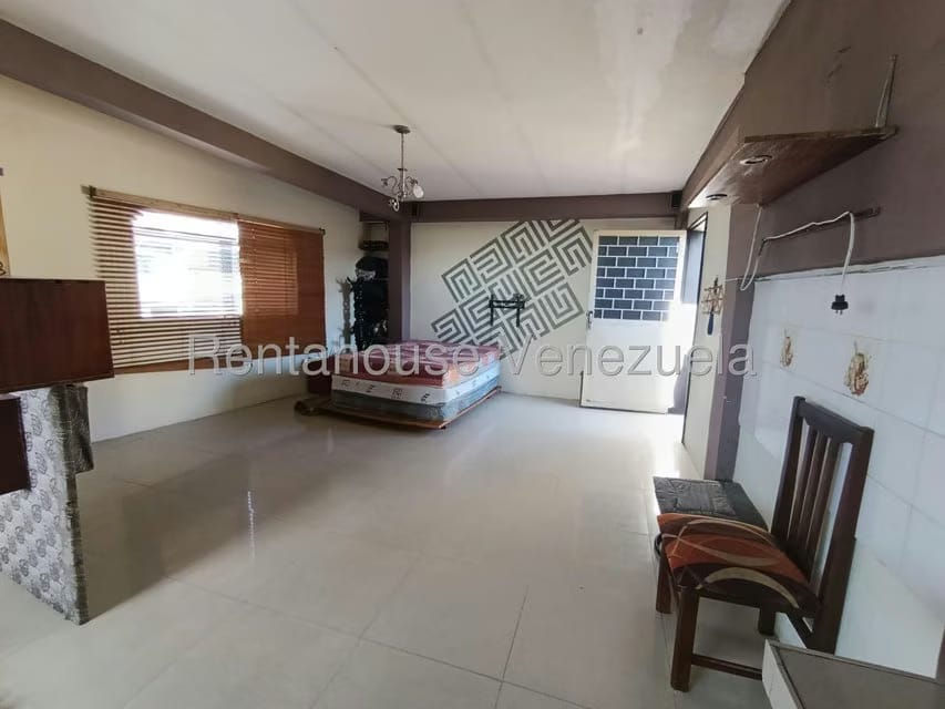 Casa (Multipes Niveles) en Venta en Luis Hurtado, Vargas - 37