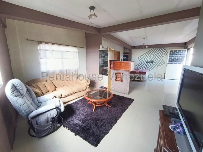 Casa (Multipes Niveles) en Venta en Luis Hurtado, Vargas - 40