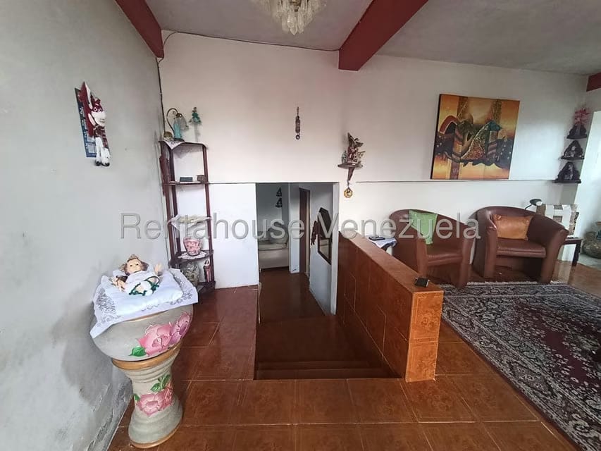 Casa (Multipes Niveles) en Venta en Luis Hurtado, Vargas - 5