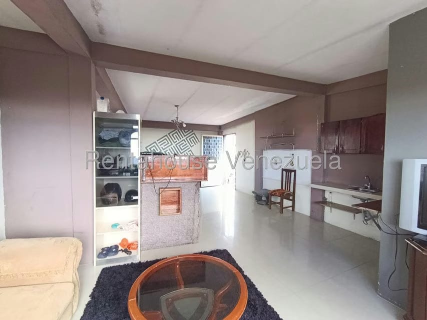 Casa (Multipes Niveles) en Venta en Luis Hurtado, Vargas - 41