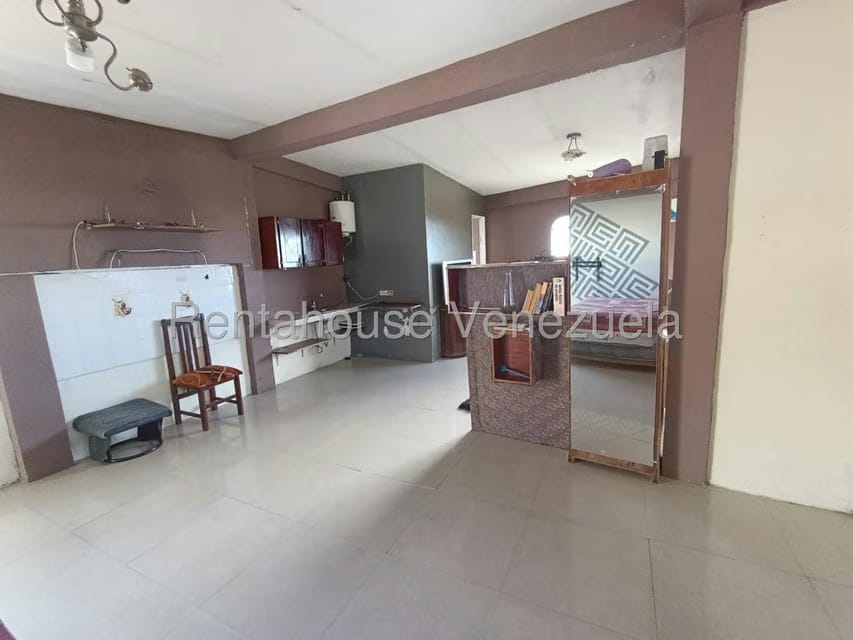 Casa (Multipes Niveles) en Venta en Luis Hurtado, Vargas - 42