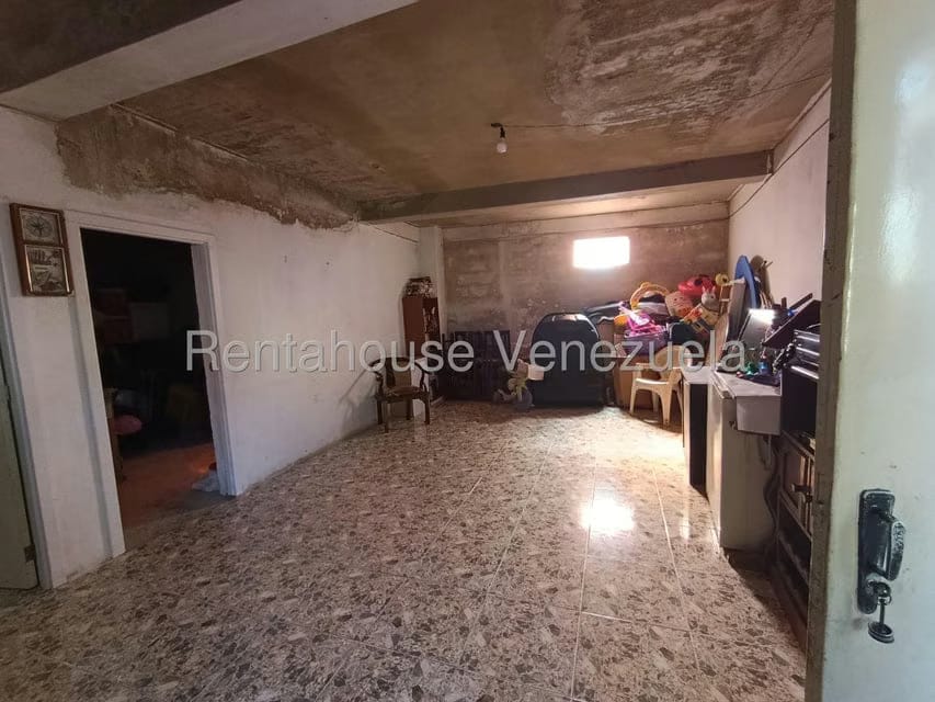 Casa (Multipes Niveles) en Venta en Luis Hurtado, Vargas - 45