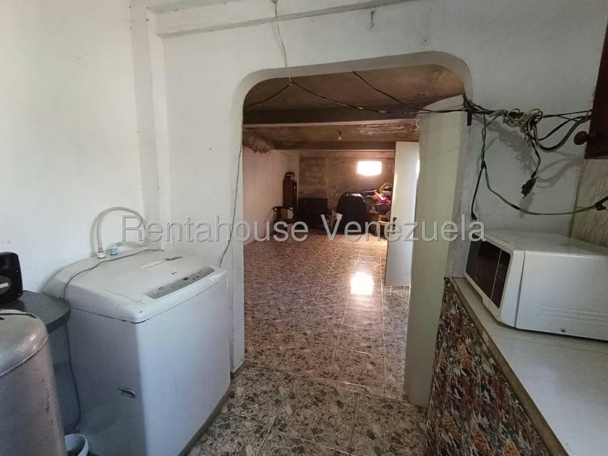 Casa (Multipes Niveles) en Venta en Luis Hurtado, Vargas - 48