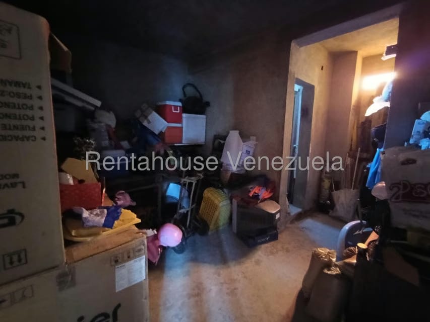 Casa (Multipes Niveles) en Venta en Luis Hurtado, Vargas - 53