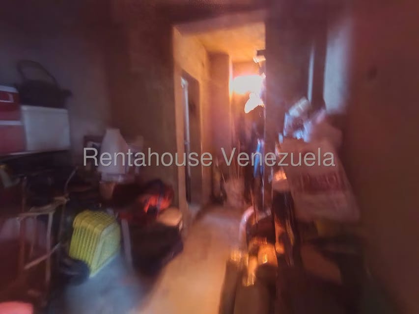 Casa (Multipes Niveles) en Venta en Luis Hurtado, Vargas - 54