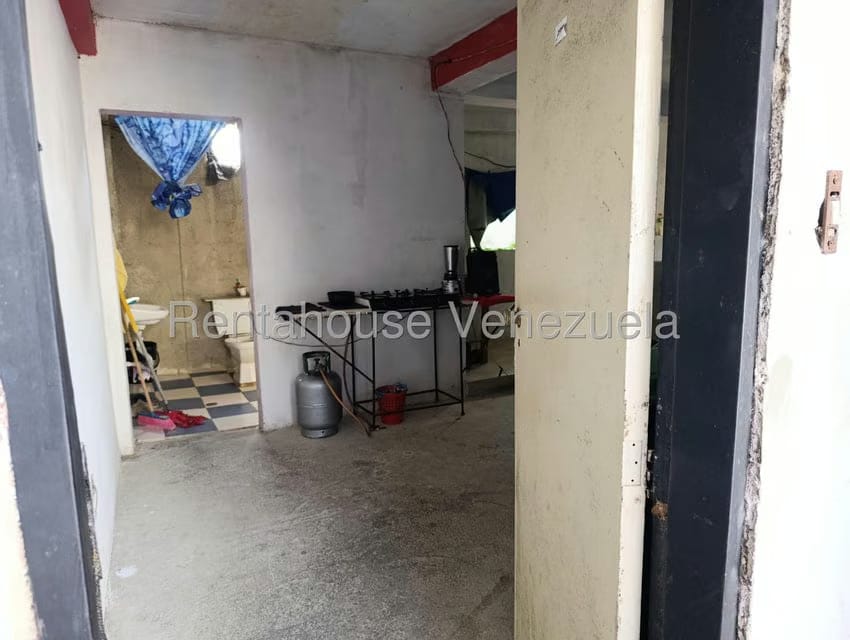 Casa (Multipes Niveles) en Venta en Luis Hurtado, Vargas - 55