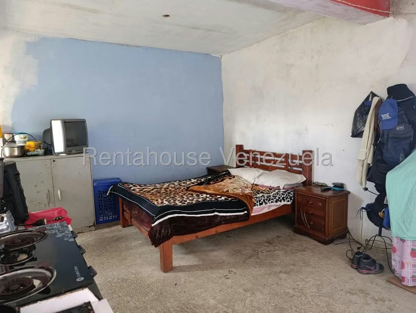 Casa (Multipes Niveles) en Venta en Luis Hurtado, Vargas - 59