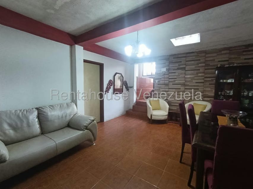 Casa (Multipes Niveles) en Venta en Luis Hurtado, Vargas - 8