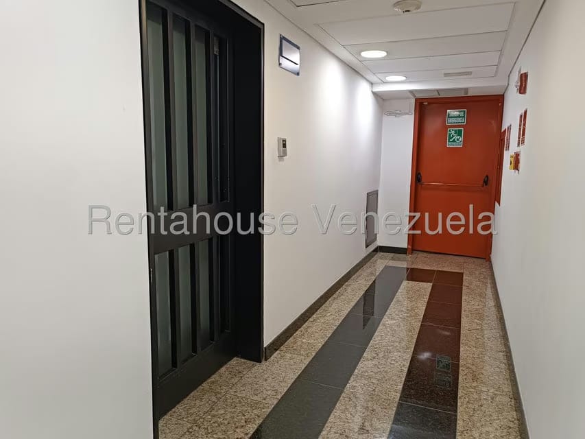 Comercial (Oficina) en Venta en El Hatillo, Distrito Metropolitano - 3