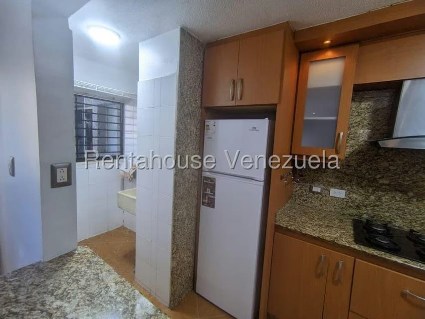 Apartamento (1 Nivel) en Alquiler en La Boyera, Distrito Metropolitano - 5