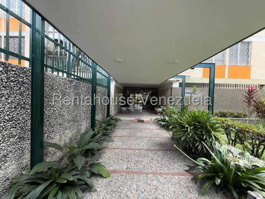 Apartamento (1 Nivel) en Venta en La California Norte, Distrito Metropolitano - 4