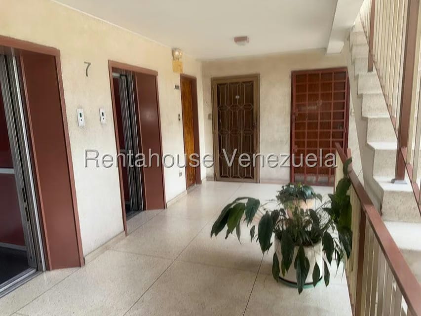 Apartamento (1 Nivel) en Venta en La California Norte, Distrito Metropolitano - 9