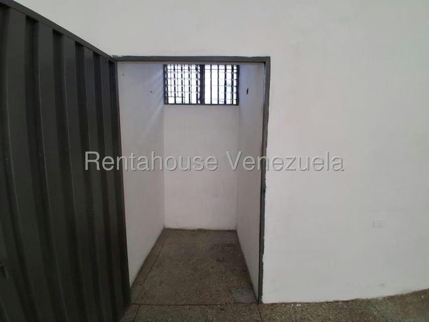 Comercial (Local Comercial) en Alquiler en Centro, Lara - 14