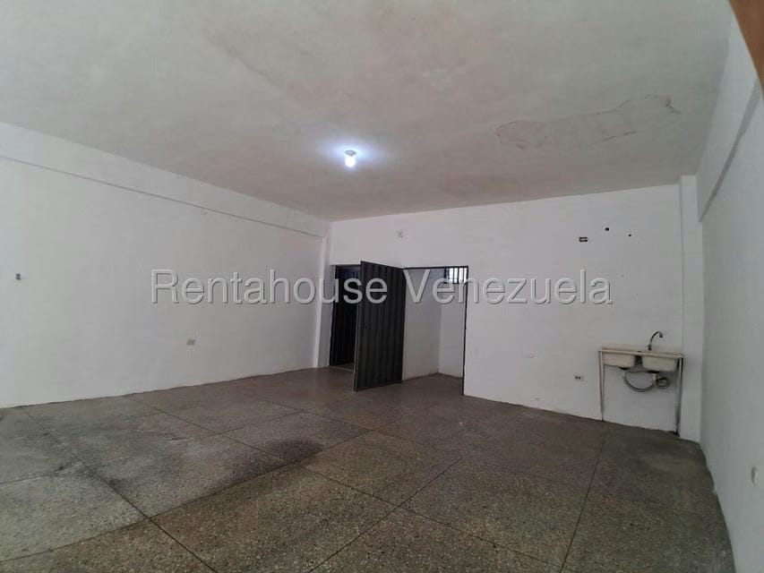 Comercial (Local Comercial) en Alquiler en Centro, Lara - 17