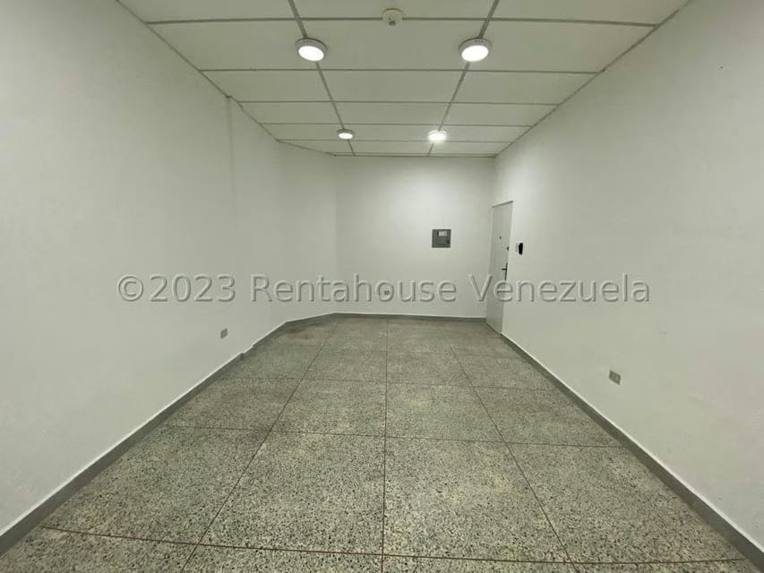 Comercial (Oficina) en Alquiler en Centro, Lara - 11