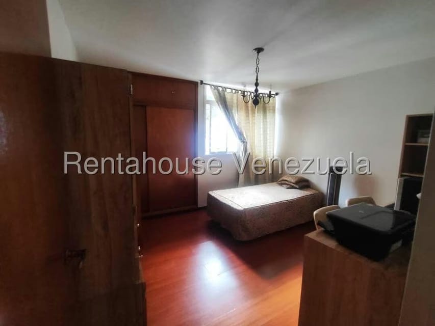 Casa (Duplex) en Venta en Los Pomelos, Distrito Metropolitano - 34