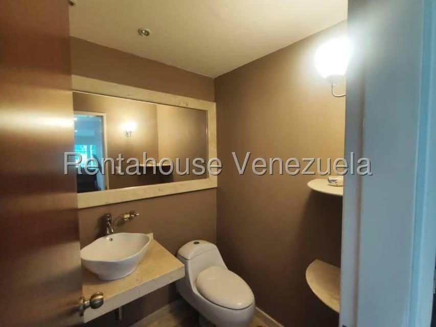 Casa (Duplex) en Venta en Los Pomelos, Distrito Metropolitano - 48