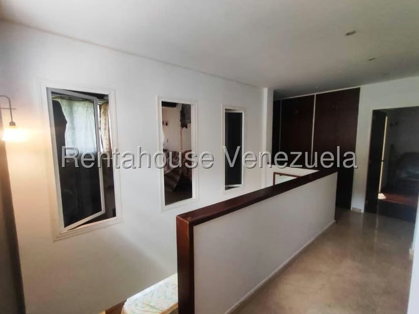 Casa (Duplex) en Venta en Los Pomelos, Distrito Metropolitano - 50
