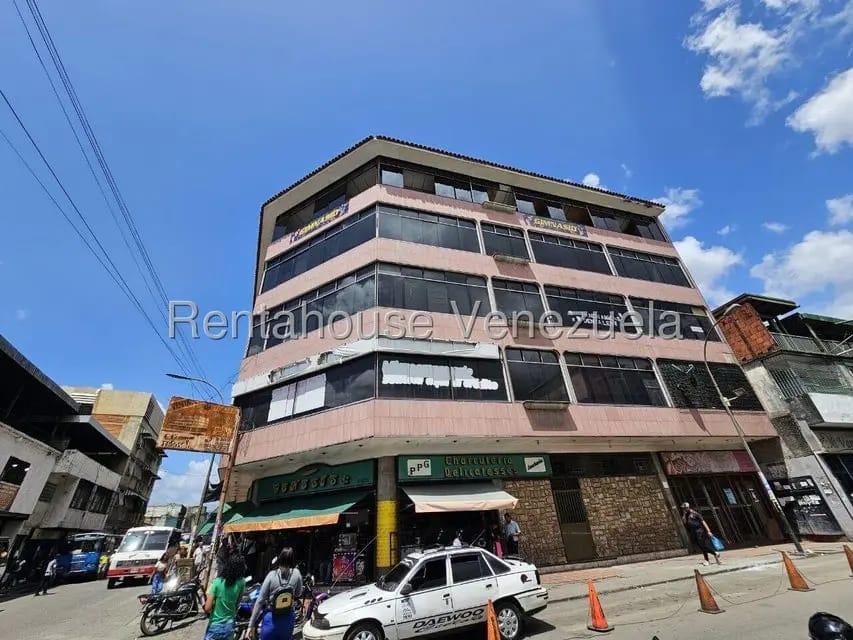 Comercial (Local Comercial) en Alquiler en Guarenas, Miranda