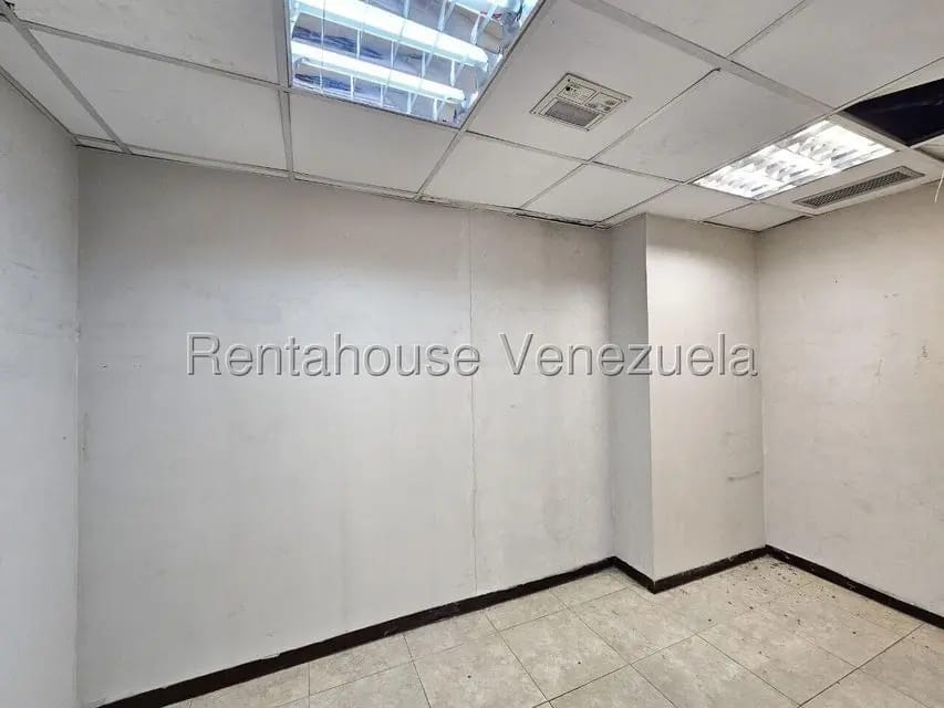 Comercial (Local Comercial) en Alquiler en Guarenas, Miranda - 19
