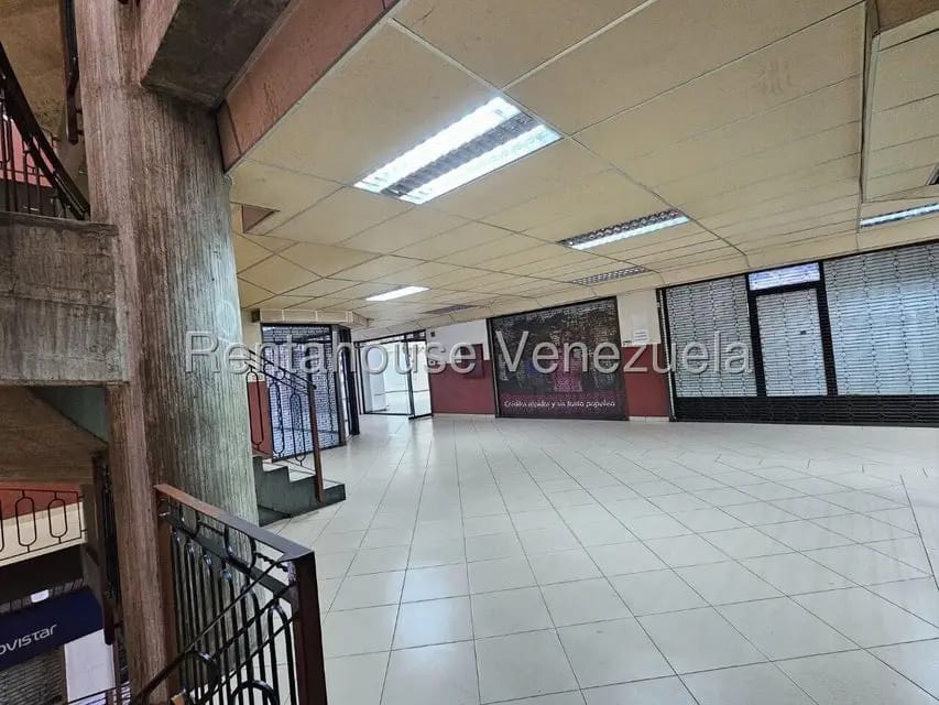Comercial (Local Comercial) en Alquiler en Guarenas, Miranda - 6