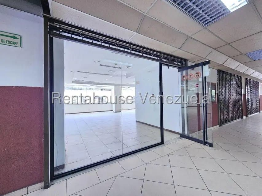 Comercial (Local Comercial) en Alquiler en Guarenas, Miranda - 8