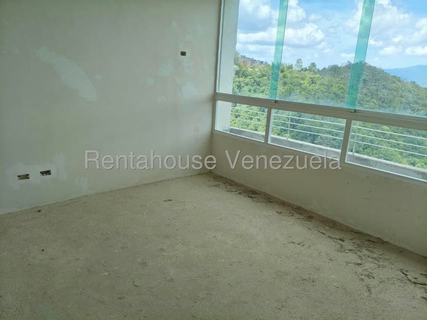 Apartamento (Penthouse) en Venta en Solar del Hatillo, Distrito Metropolitano - 17
