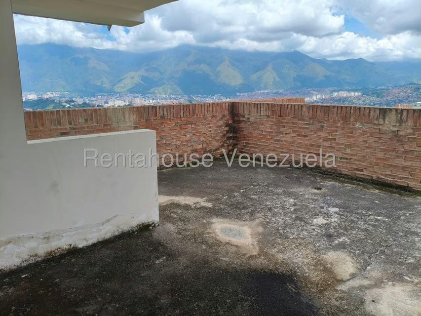 Apartamento (Penthouse) en Venta en Solar del Hatillo, Distrito Metropolitano - 32