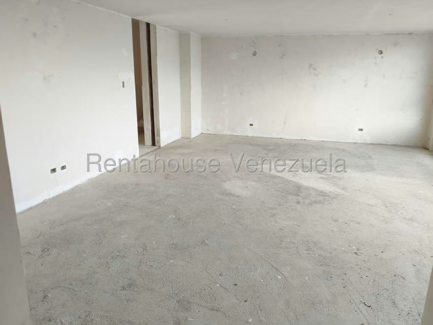 Apartamento (Penthouse) en Venta en Solar del Hatillo, Distrito Metropolitano - 36