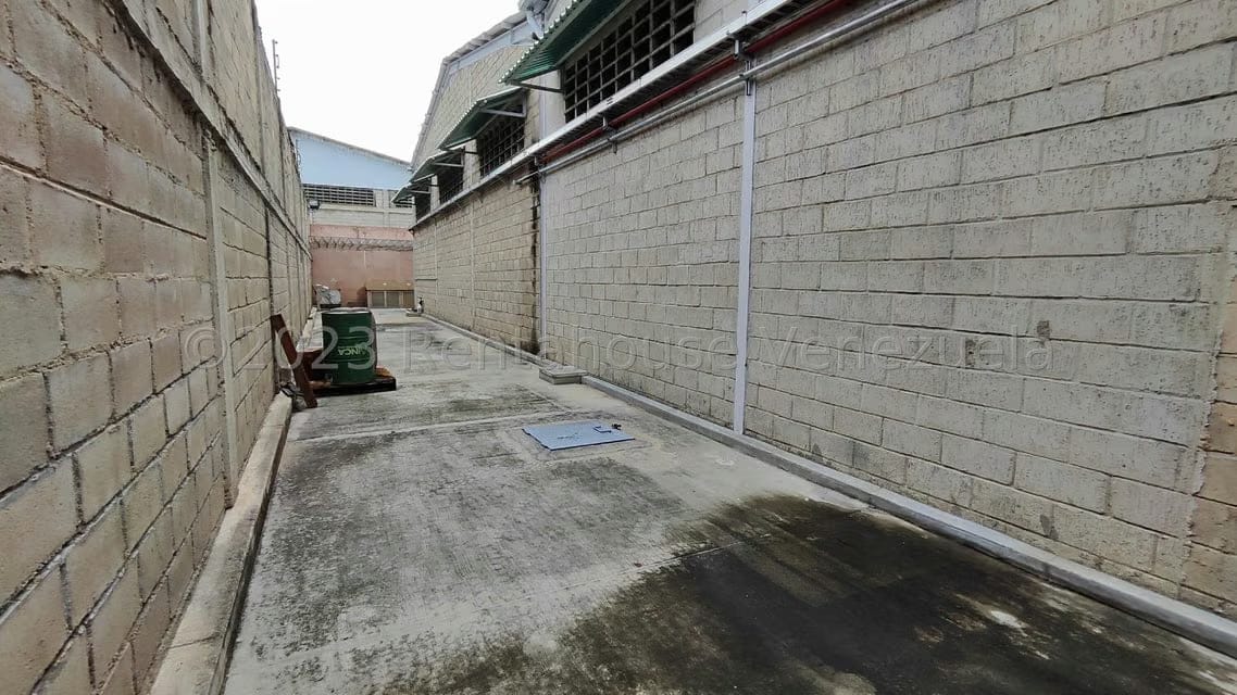 Comercial (Galpon - Deposito) en Alquiler en La Providencia, Aragua - 91